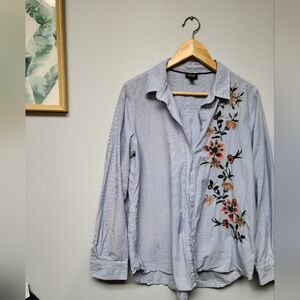 Beautiful shirt with the embroidery